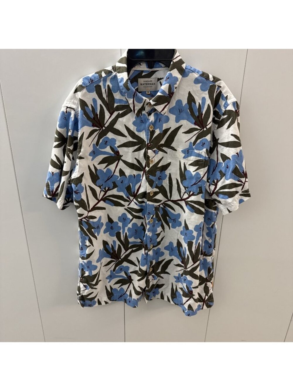 Men’s Quicksilver Waterman Collection Floral Shirt Regular Fit Size Medium